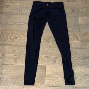 Lululemon wunderunder.